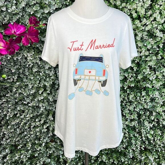 Old Navy Just Married Wedding White Graphic Tee - Picture 1 of 10